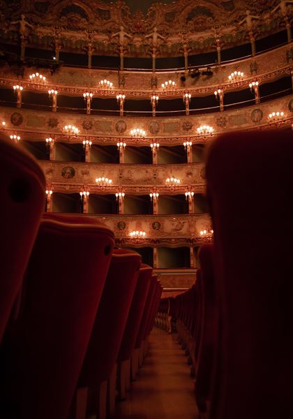 zdjęcie wnętrza teatru